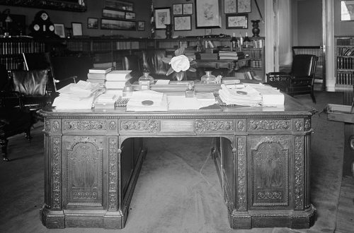 Resolute desk